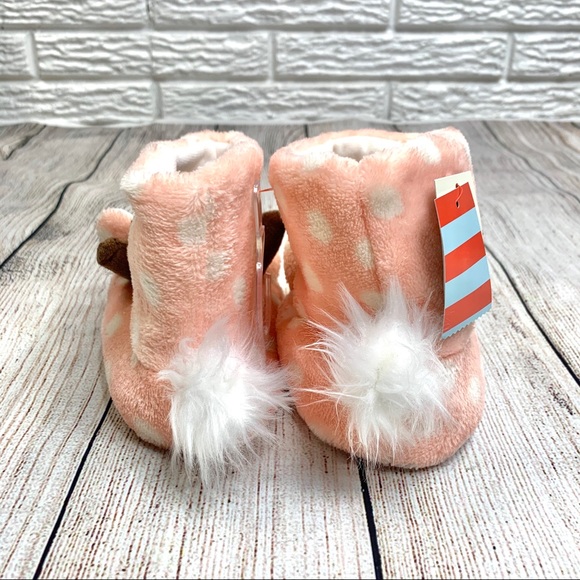 5/$25 Cat & Jack Fuzzy Sleepy Reindeer Slipper Boots - Picture 5 of 6